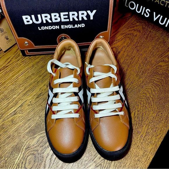 NEW BURBERRY sneakers 🌟size 39/9US - Picture 12 of 13